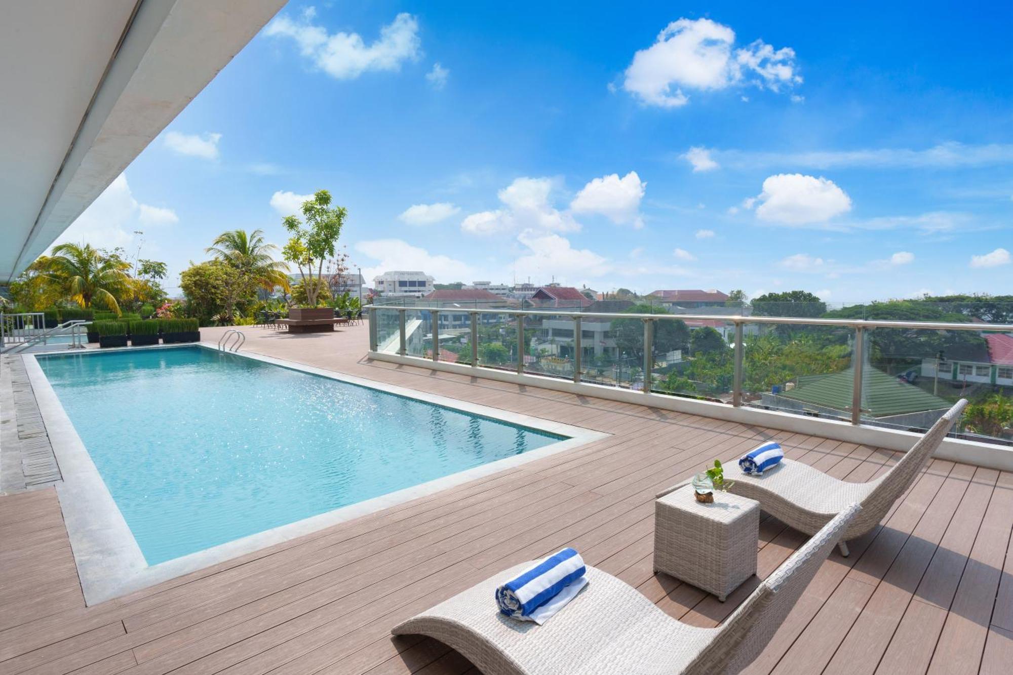 Golden Tulip Springhill Lampung Hotel Bandar Lampung Bagian luar foto